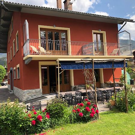 Maison D' Hotes Tranquyl Barcelonnette Bagian luar foto