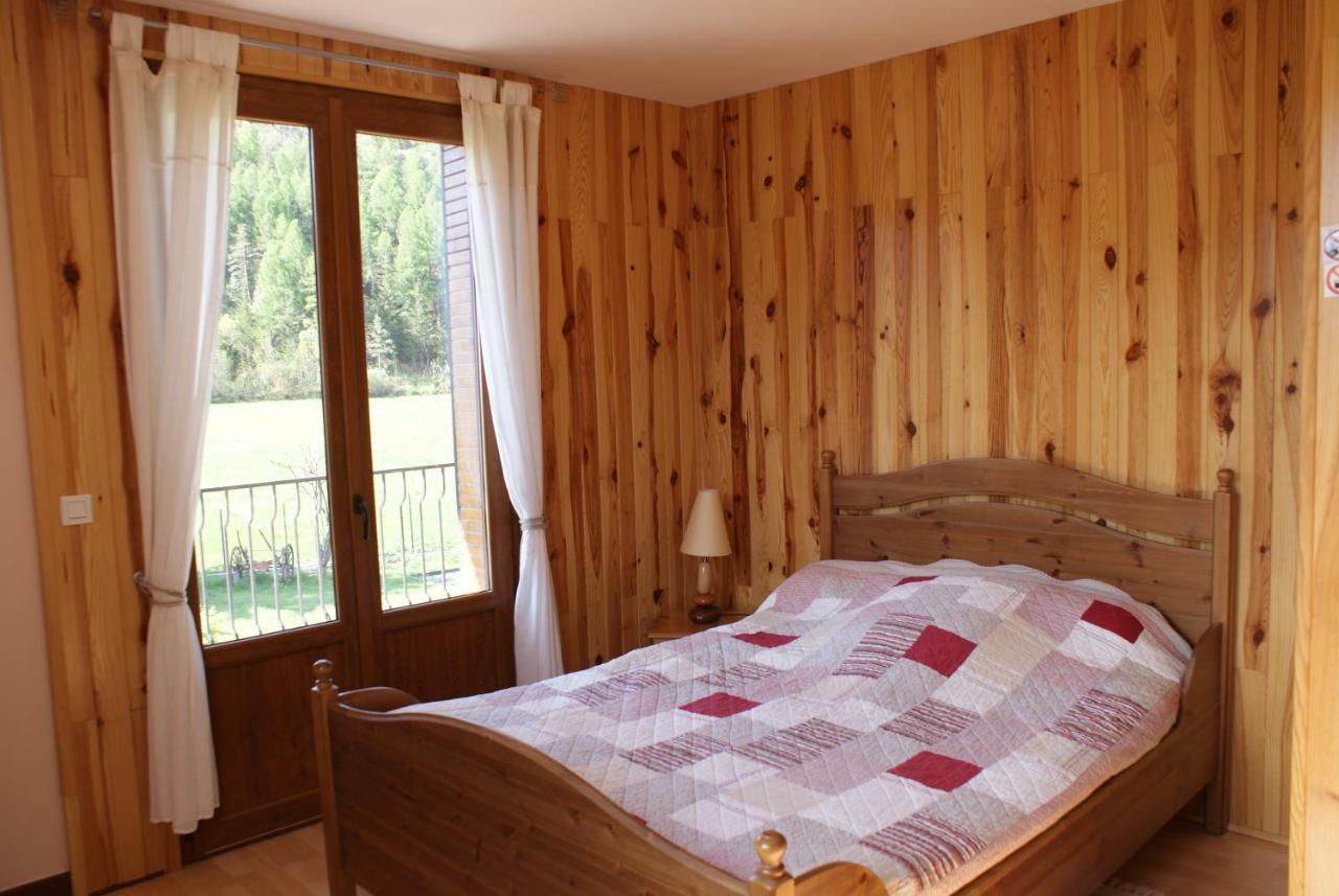 Maison D' Hotes Tranquyl Barcelonnette Bagian luar foto