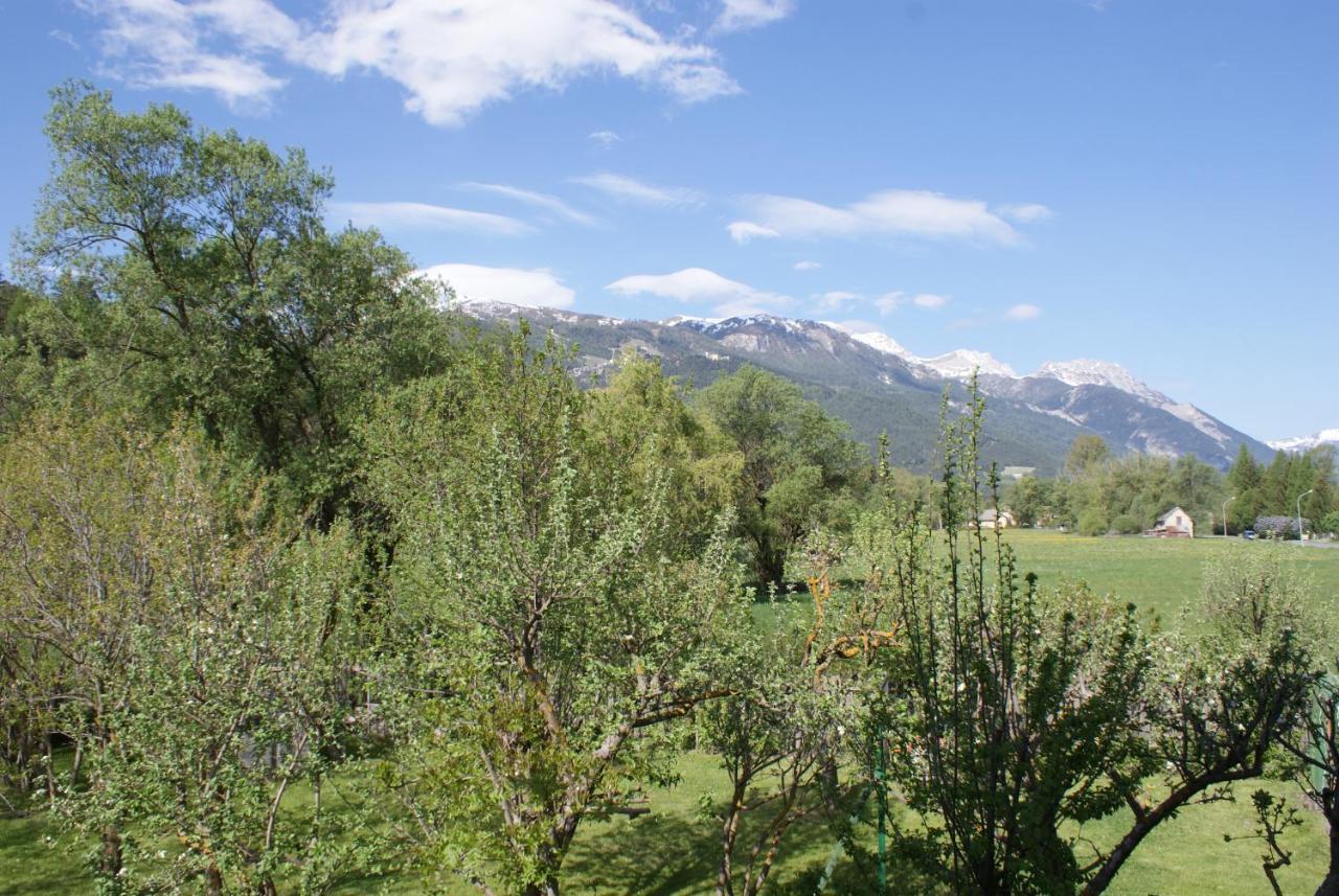 Maison D' Hotes Tranquyl Barcelonnette Bagian luar foto